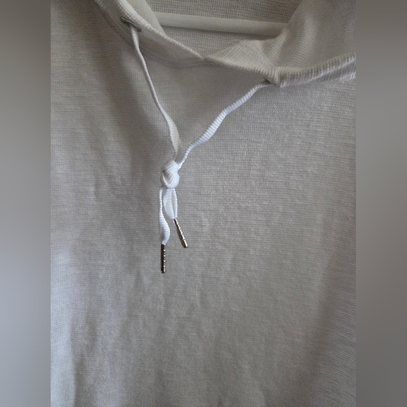 Calvin Klein Performance White Top - Picture 3 of 5